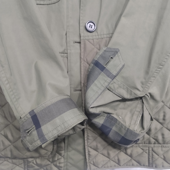 NEW, Burberry Exclusive Military Green Whitworth Quilted Field Jacket - Picture 10 of 16